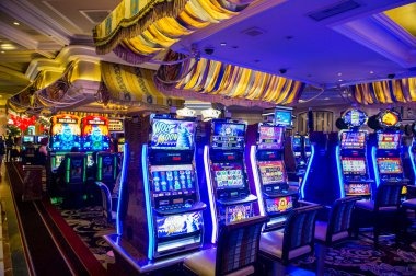 best togel BandarQ live dealer table with multiple players and HD camera feed